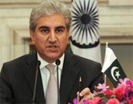 Qureshi asks US officials not to panic over Taliban advances