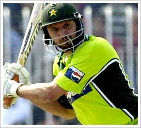 Shahid Afridi to lead Pakistan T20 squad