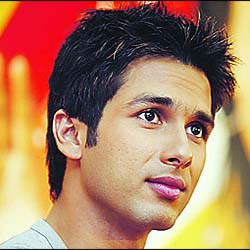 Shahid is draw for children's film 'Paathshala'