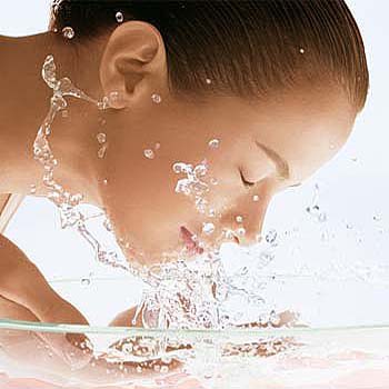 Physicians Often Underestimate Skin, Dental Troubles