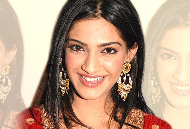 Desktop Wallpapers Sonam Kapoor. Sonam Kapoor Photos Sonam