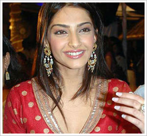 Sonam Kapoor smitten by Delhi