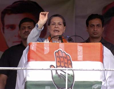 Country needs Congress’ experience to fight challenges facing it: Sonia