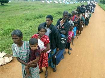 Red Cross: refugee status in Sri Lanka "very critical"