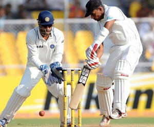 Sri Lanka 375/5 against India at lunch