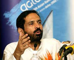 Delhi High Court grants bail to Kalmadi
