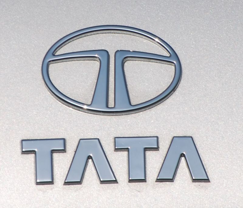 Anil Manghnani: Buy Tata Motors on Decline