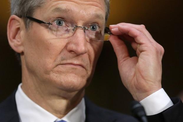 Apple’s board wants CEO Tim Cook to speed up innovation