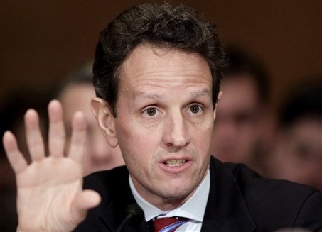 Dollar drops as Geithner sees greater role for IMF currency 
