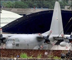 Kolkata authorities send detained UAE plane report to Centre