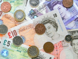 UK industrial output declines 0.4% in January 