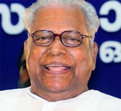 141 Kerala legislators get a laptop