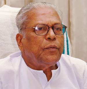 Tamil Nadu should allow new dam at Mullaperiyar: Achuthanandan