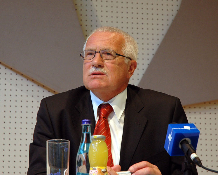 Czech President Klaus ready to debate Gore on climate change