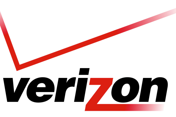 Verizon offers Motorola Droid Ultra and Mini in white