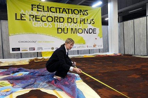 World-Biggest-Tiramisu