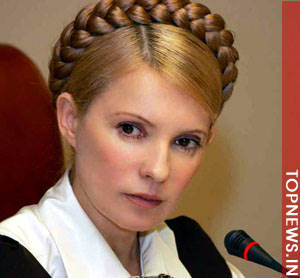 Ukrainian Premier Yulia Timoshenko travels to Moscow in gas dispute