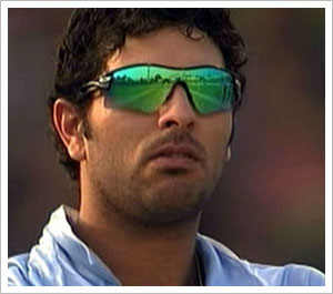 Yuvraj breaches security again, complaint sent