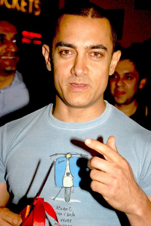 Aamir Khan - Wallpaper Hot