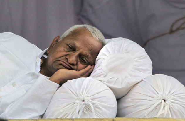  Lokpal Bill: Hazare''s fast enters eighth day