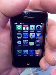 Apple could be forced to launch ‘iPhone mini’ amid expanding Samsung market share 
