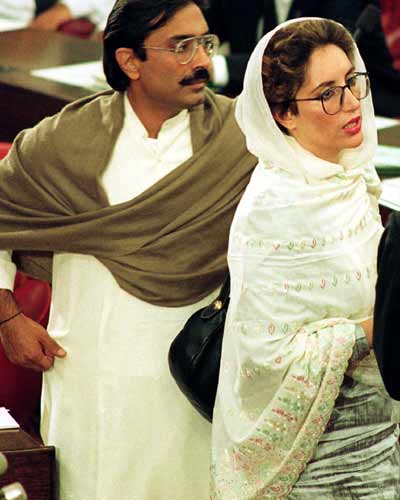 Zardari addresses PPP rally in Thatta