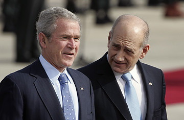 Bush and Olmert talk up threat from Iran