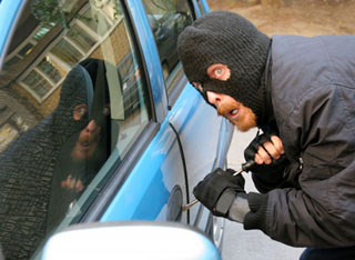 Thieves target older cars as alarms get better