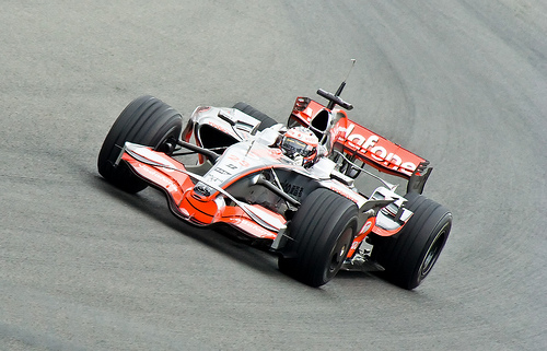 Sand storm causes havoc at Formula One testing in Bahrain 