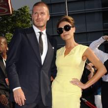 Becks to gift late Elizabeth Taylor’s jewellery to Posh