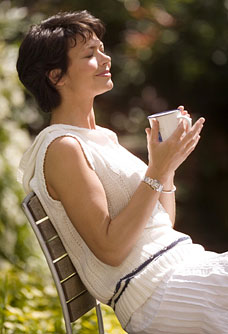 Woman_Drinking_Tea