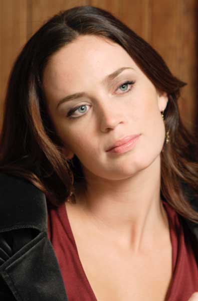 Emily Blunt Pictures Hot