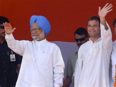 Lokpal row: Rahul Gandhi meets Manmohan Singh