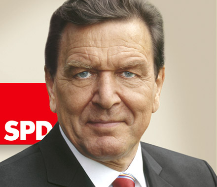 German ex-chancellor reportedly to meet Ahmadinejad 