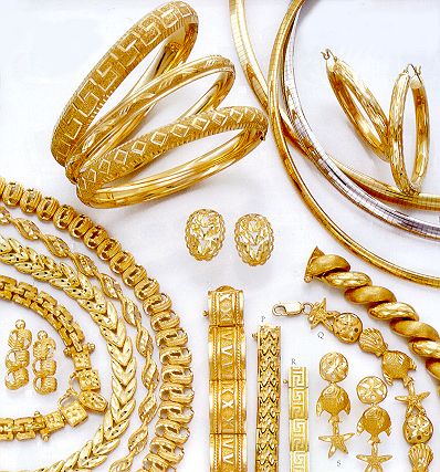 Gold loses steam, down from life-time high