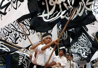 Minority Islamic sect banned in Indonesian province 