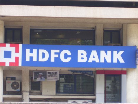 HDFC reports 30.35% increase in net profits