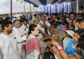 Will give all help to deal with floods: Congress  