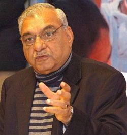 Hooda attacks Chautala for opposing nuclear power plant 