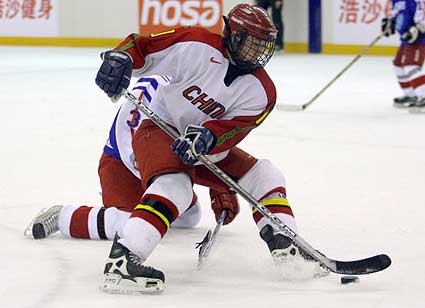 http://www.topnews.in/files/ice_hockey.jpg