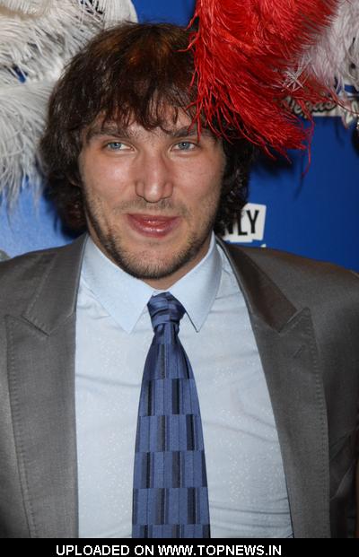 alex ovechkin pictures. Alex Ovechkin at 2009 NHL