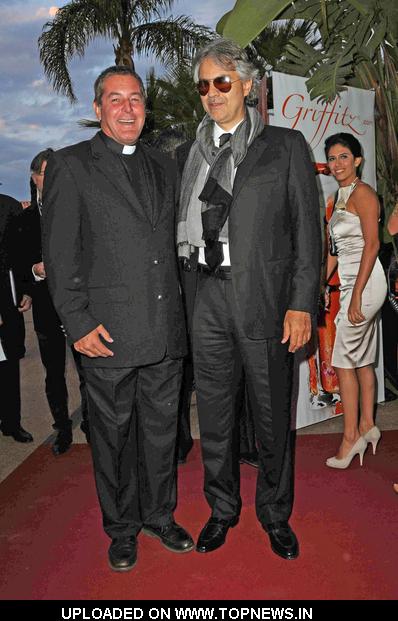 Andrea Bocelli at 2010 World Music Awards - Arrivals Andrea Bocelli at 2010 World Music Awards - Arrivals
