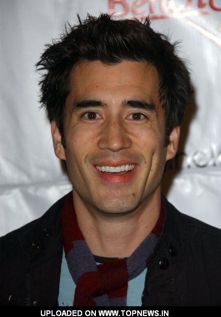 Andrew Roach at Bench Warmer Trading Cards' 3rd Annual Toys For Tots Holiday Party - Arrivals Andrew Roach at Bench Warmer Trading Cards' 3rd Annual Toys For Tots Holiday Party - Arrivals