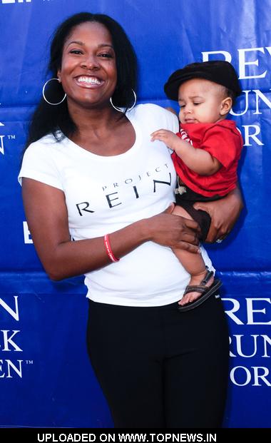 Angel Moore at 17th Annual EIF Revlon Run/Walk For Women - Arrivals Angel Moore at 17th Annual EIF Revlon Run/Walk For Women - Arrivals