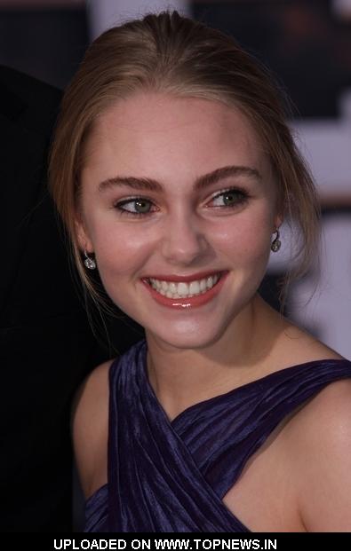 Annasophia Robb at "Race to