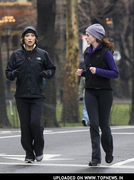 Anne Hathaway at "Bride Wars" Filming On Location - March 31, 2008 Anne Hathaway at "Bride Wars" Filming On Location - March 31, 2008