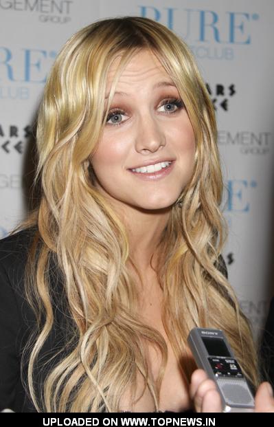 Ashlee Simpson Wentz. Ashlee Simpson-Wentz at New