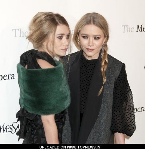 Ashley Olsen and Mary Kate mary kate olsen 2011. Ashley Olsen and Mary Kate