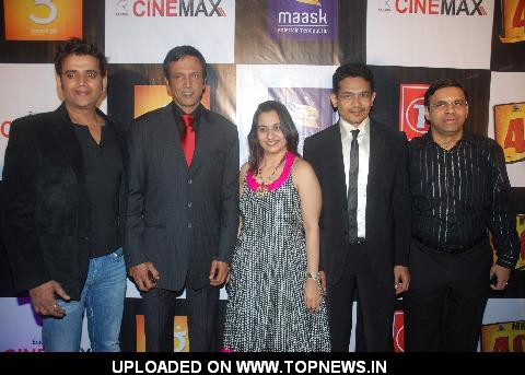 Atul Kulkarni, Ravi Kishen  and Kay Kay Menon at the premiere of film "Chaalis Chaurasi" in Cinemax, Mumbai
