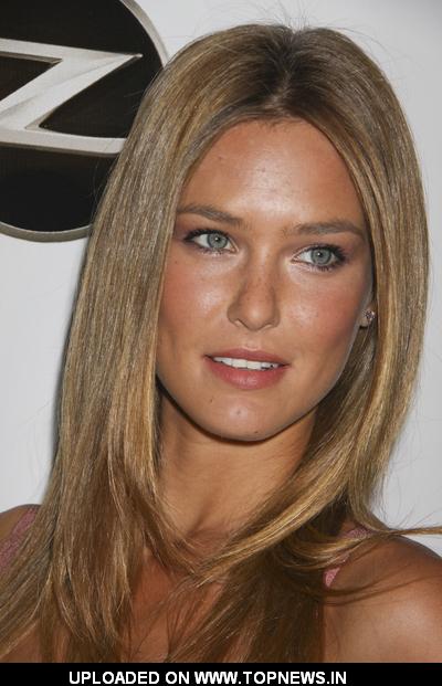 bar refaeli swimsuit 2009. Bar Rafaeli at 2009 Sports